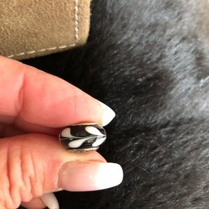 Pandora black and white bead